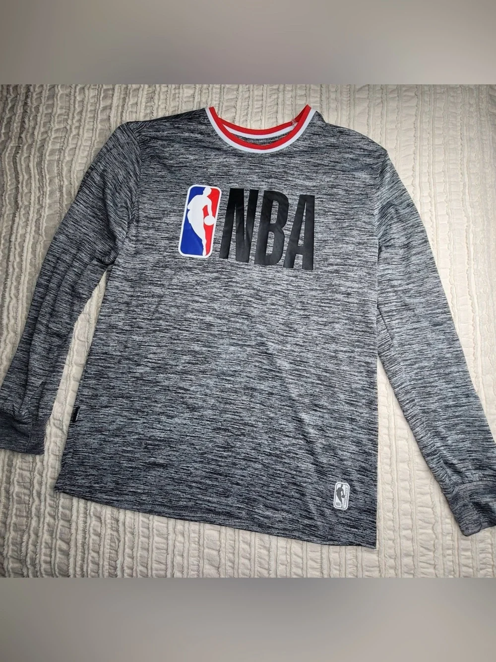 Men’s NBA Long Sleeve Dri-Fit Shirt – Medium